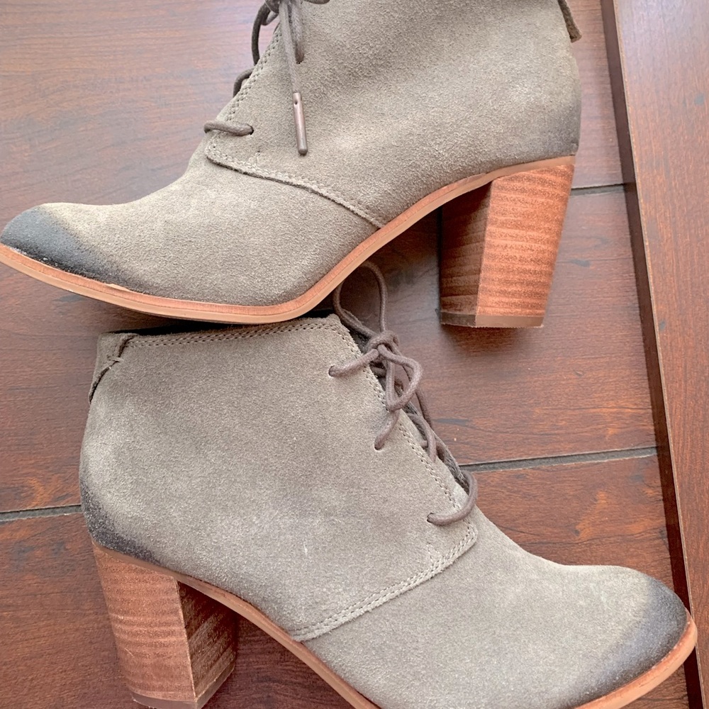 TOMS Lunata Tarmac Distressed High Heel Boots 7.5W